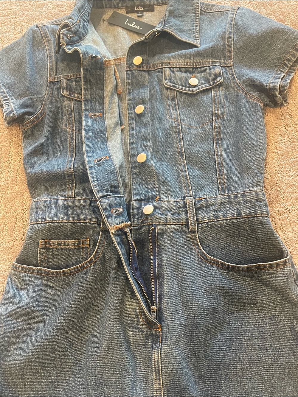 NWT Lulus Medium Wash Denim Mini Dress, Button Front, Short Sleeves, Size Small - Picture 12 of 16